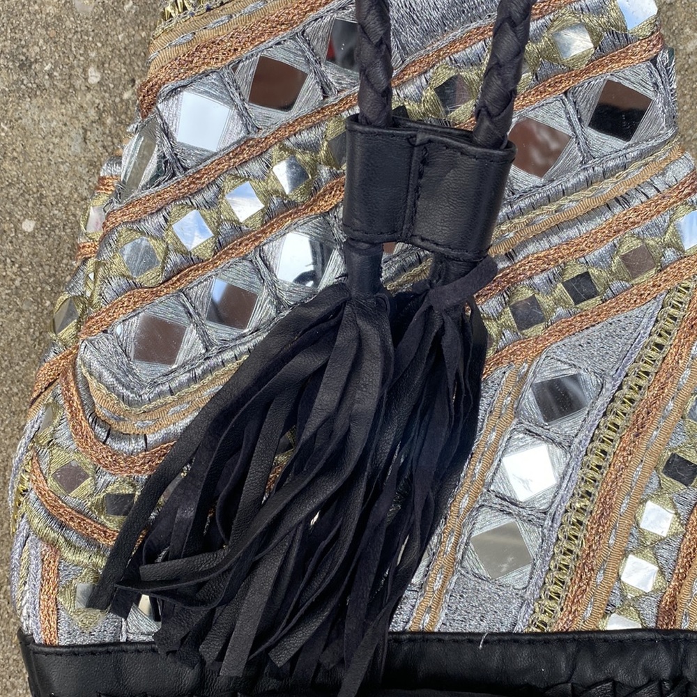 Stylish Black and Silver Women's Bag - Picture 3 of 4